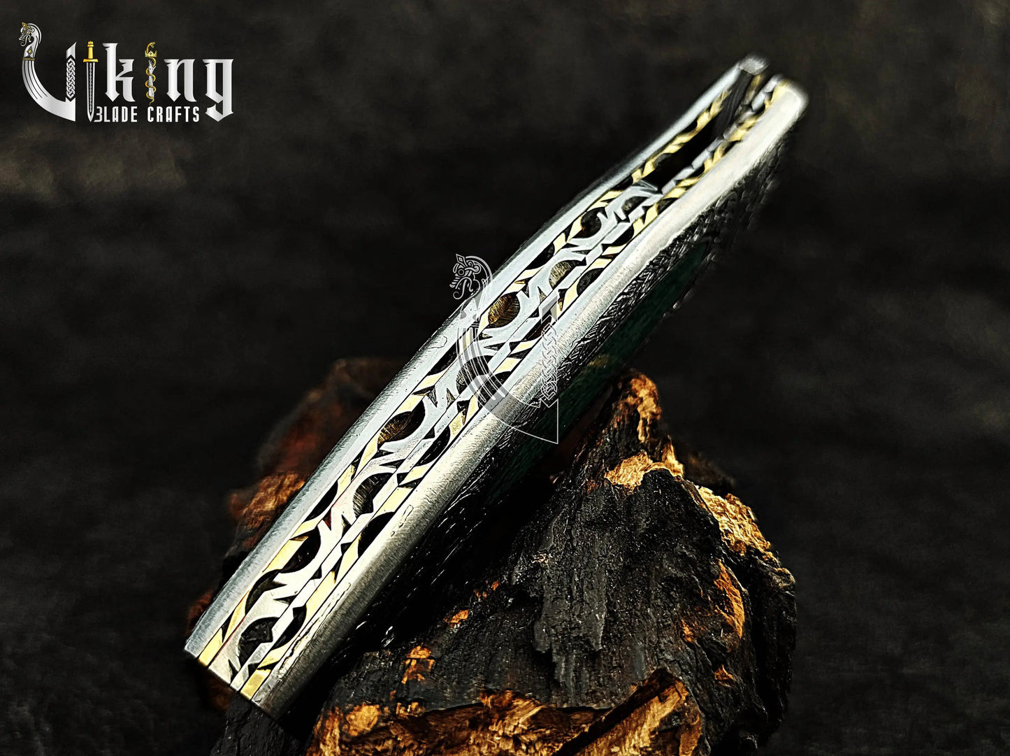 Handmade Damascus Steel Easy Lock Hand Carved Handle Folding Knife Viking_Blade_Crafts