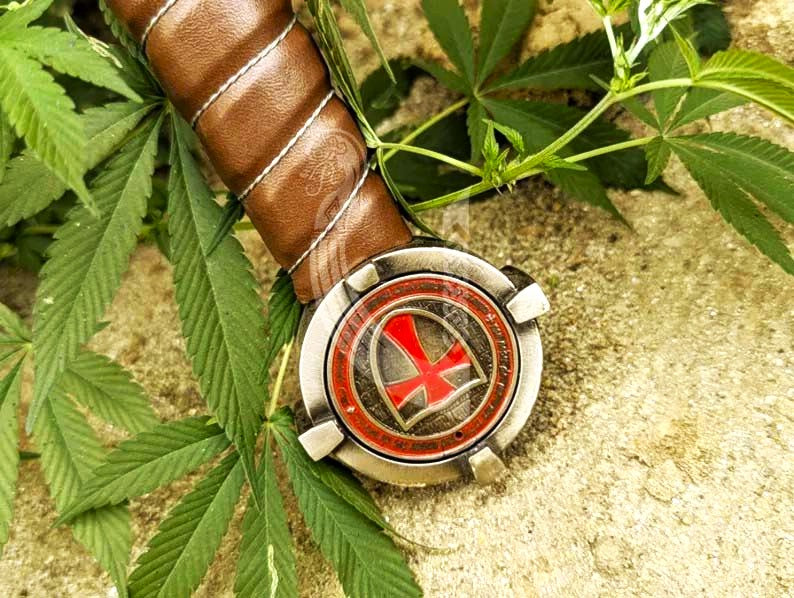 Accolade Sword of the Knights Templar – Handmade Medieval Collectible Blade