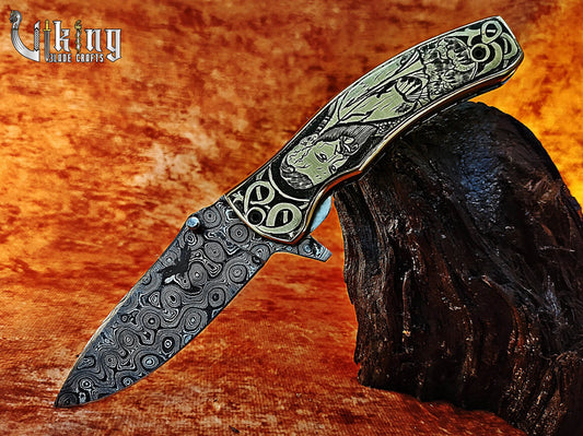 Forged Damascus Steel Blade Ragnar Lothbrok Carved Handle Folding Knife Viking_Blade_Crafts