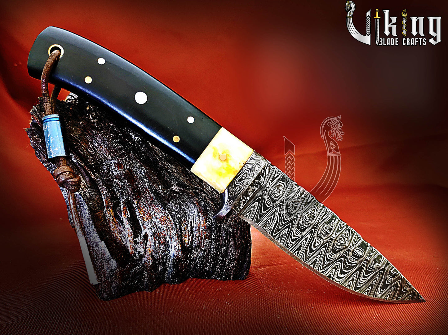 Handmade Damascus Steel Fixed Blade Hunting Knife With Leather Cover