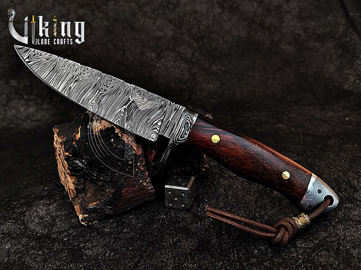 Damascus Fixed Blade Knife with Rosewood Handle & Damascus Guard & Bolster