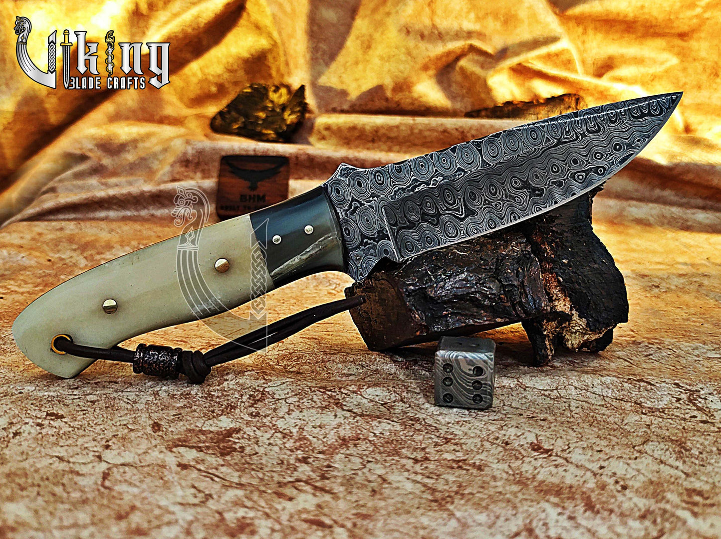 Damascus Fixed Blade Hunting Knife With Stained Bone & Buffalo horn Handle