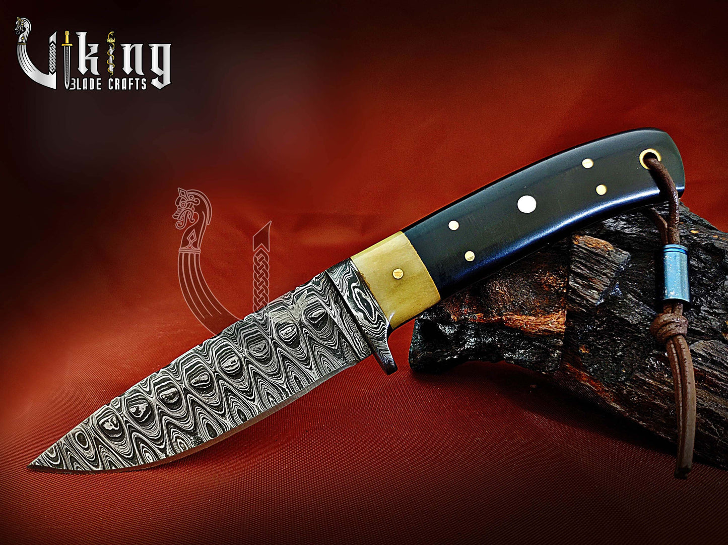 Handmade Damascus Steel Fixed Blade Hunting Knife With Leather Cover