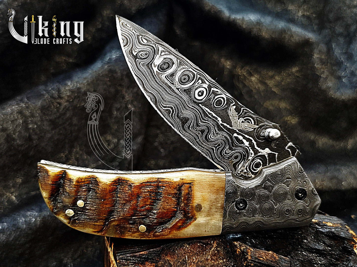 Handmade Damascus Steel Rain Drop Pattern Ram Horn Handle Folding Knife
