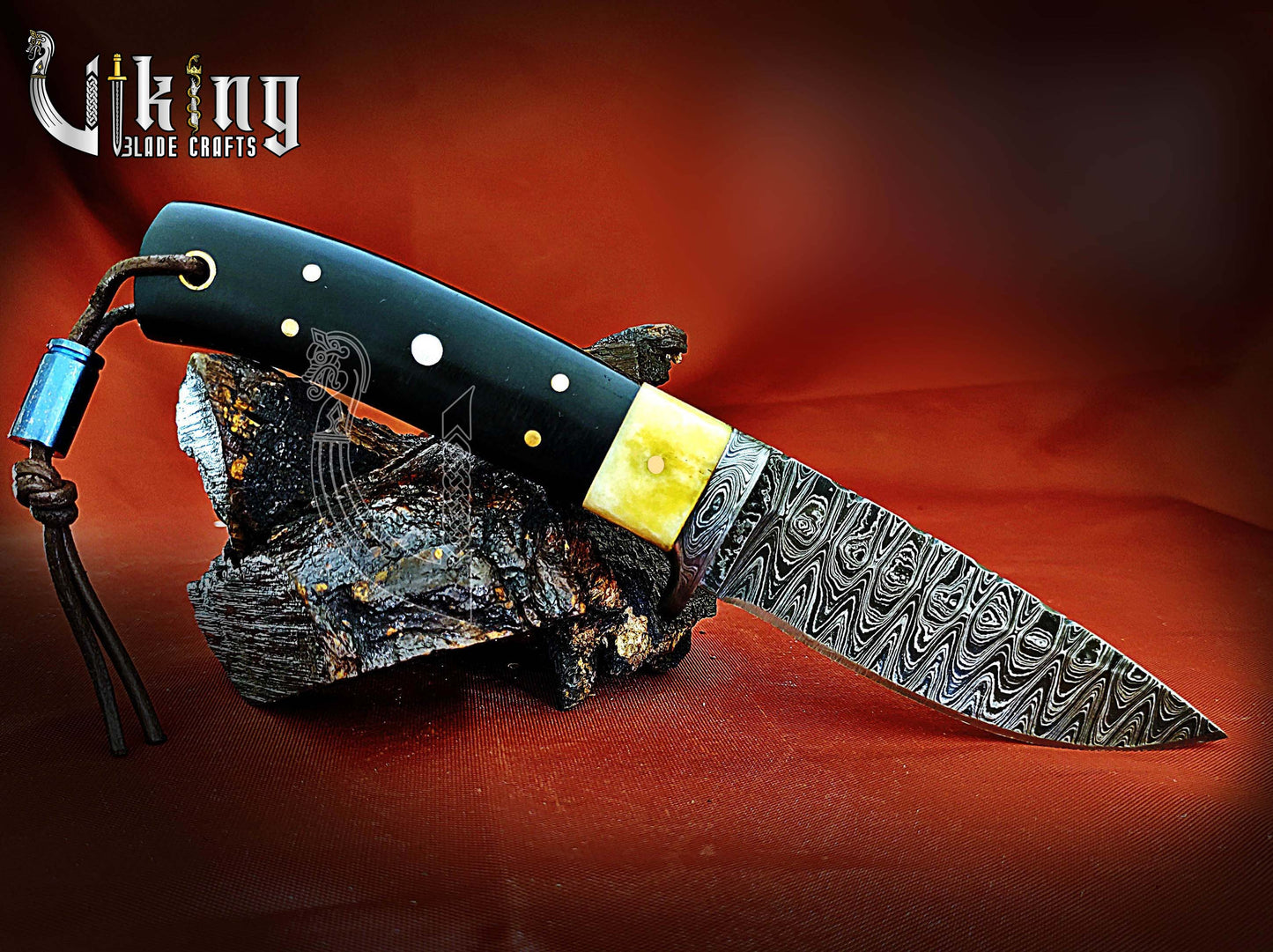 Handmade Damascus Steel Fixed Blade Hunting Knife With Leather Cover