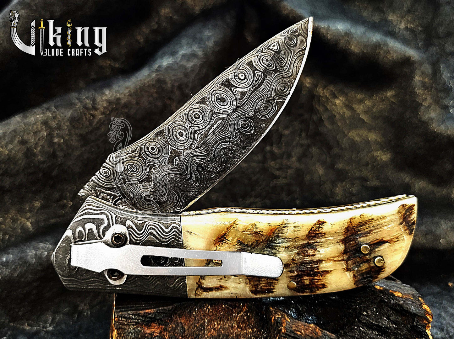Handmade Damascus Steel Rain Drop Pattern Ram Horn Handle Folding Knife
