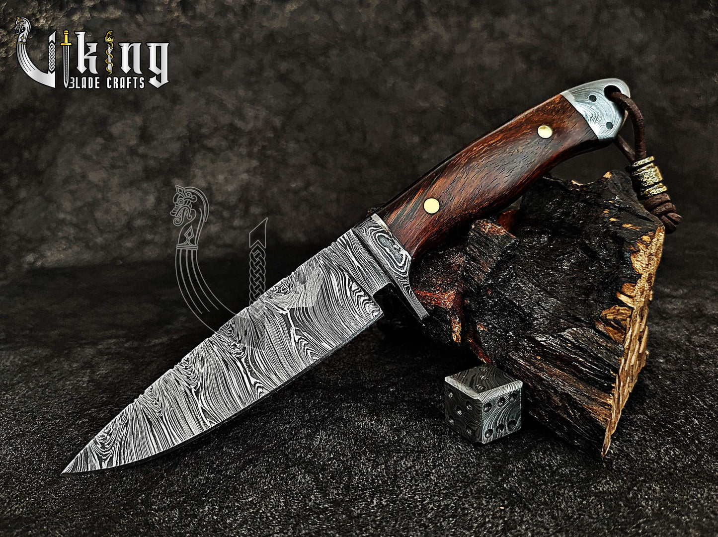 Damascus Fixed Blade Knife with Rosewood Handle & Damascus Guard & Bolster