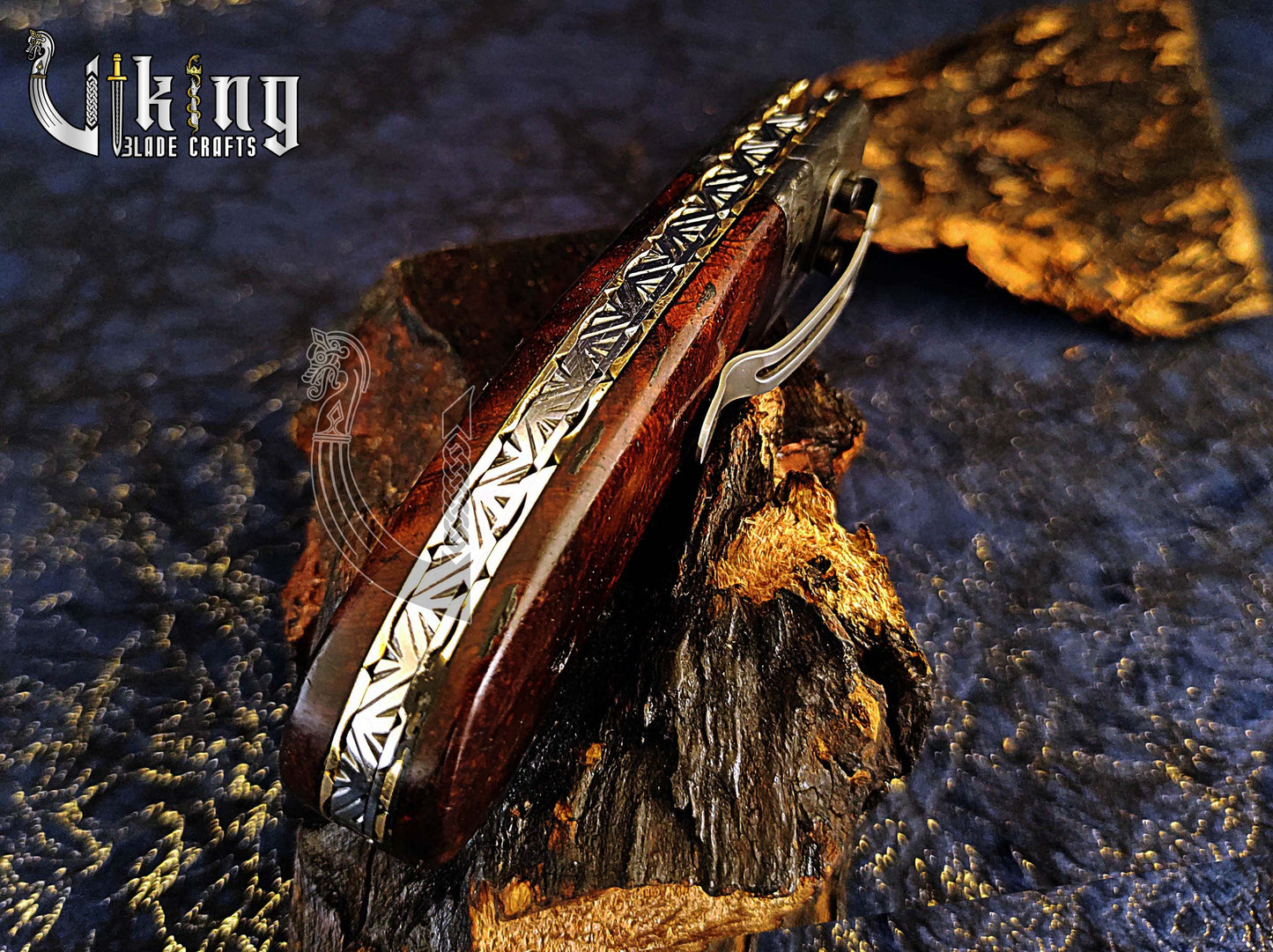 Handmade Damascus Steel EDC Folding Pocket Knife with Easy Lock
