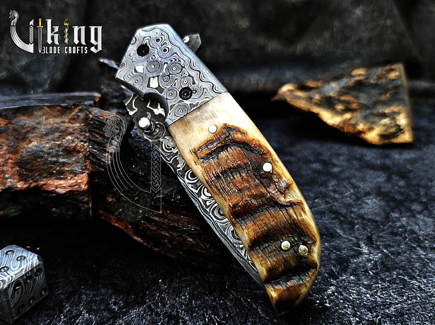 Handmade Damascus Steel Rain Drop Pattern Ram Horn Handle Folding Knife