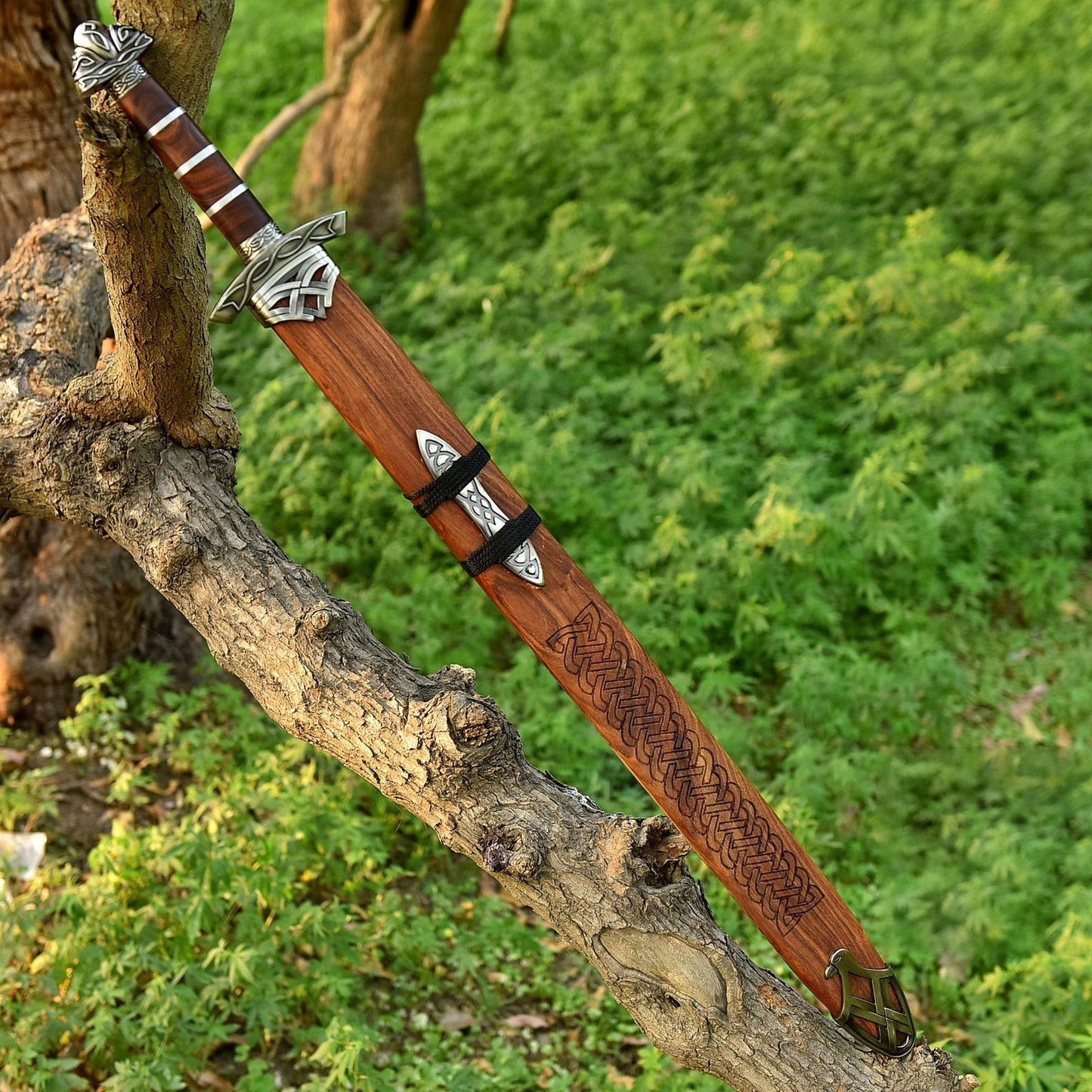 Handmade Damascus Steel Northmen Viking Sword with Scabbard