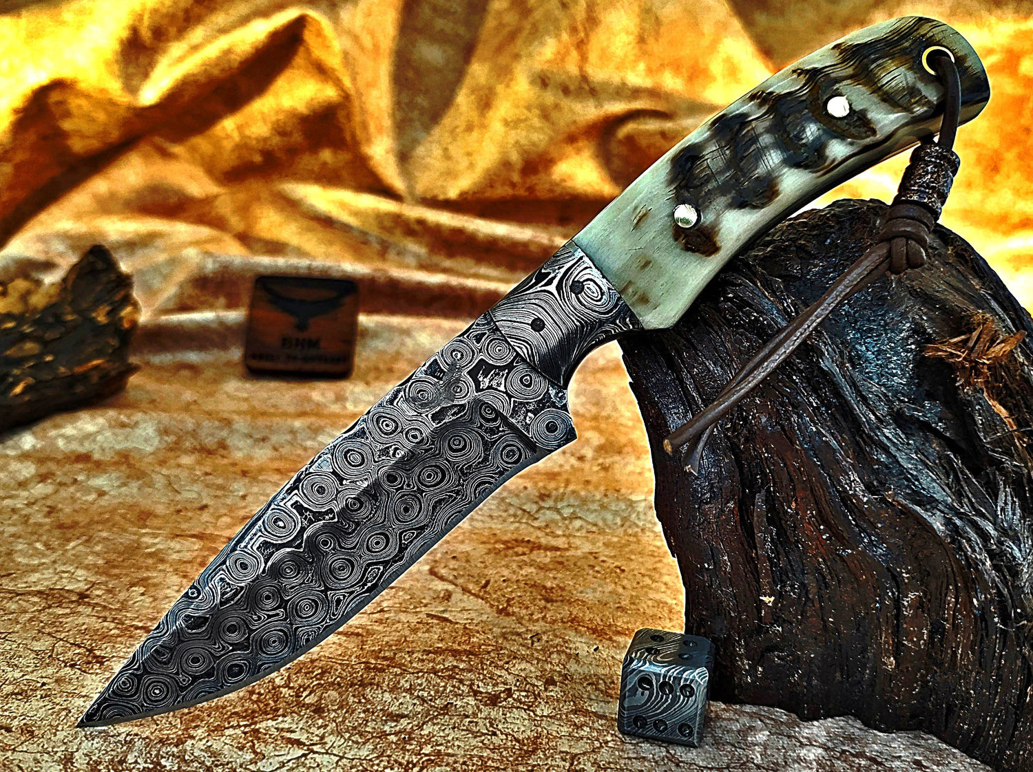 Damascus Hunting Knives With Bolster