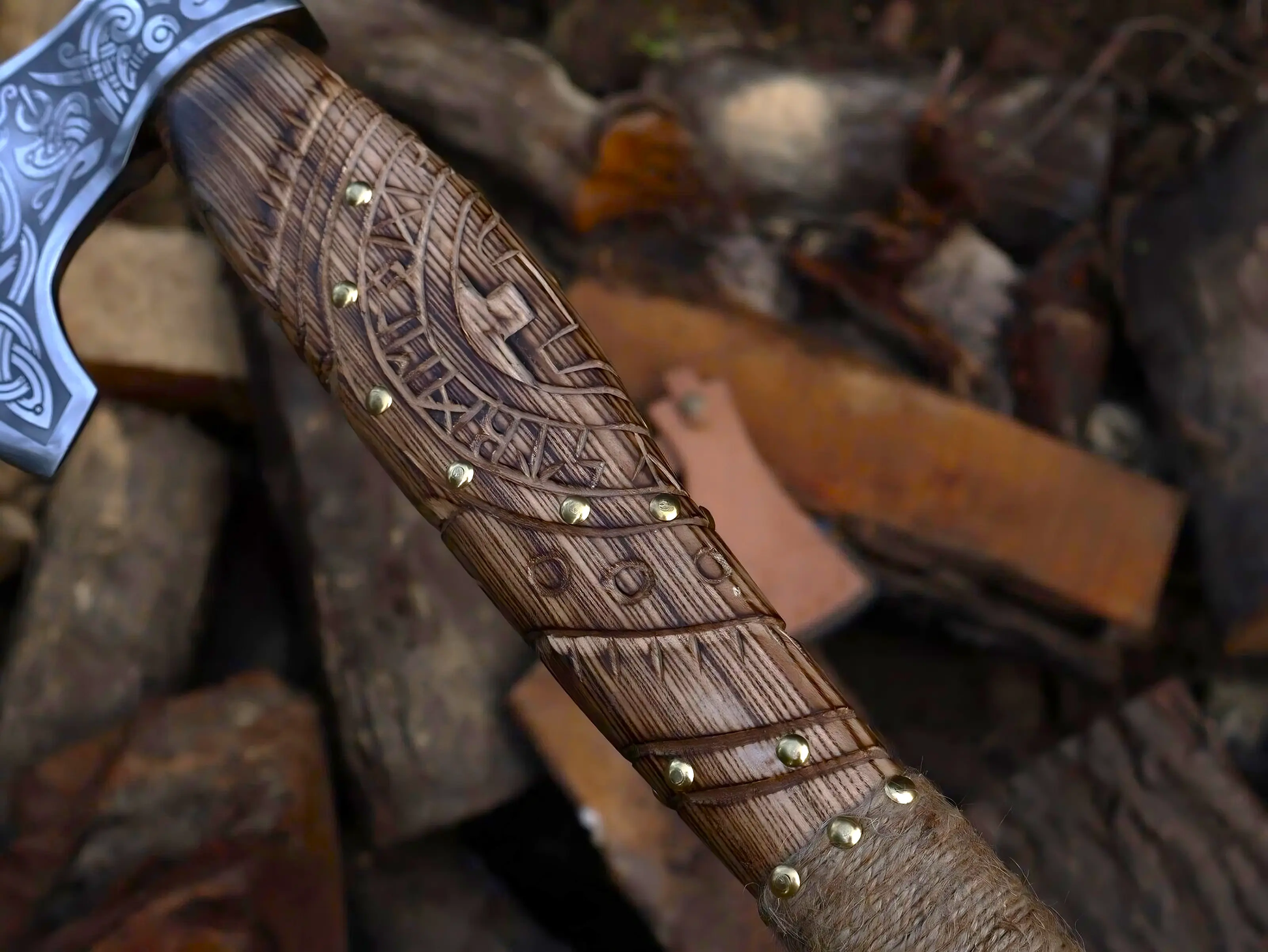 Hand-Carved Handle Viking Axe – Scandinavian Style Norse Battle Axe Viking_Blade_Crafts