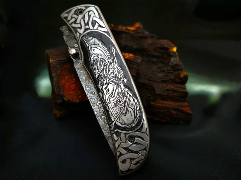 Handmade Damascus Folding Knife – Roman Commander Hand-Carved Handle