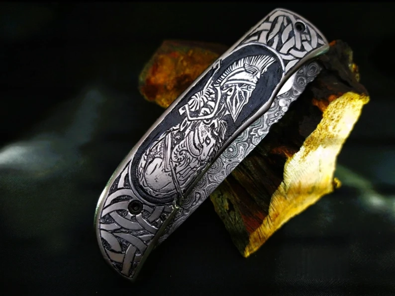 Handmade Damascus Folding Knife – Roman Commander Hand-Carved Handle