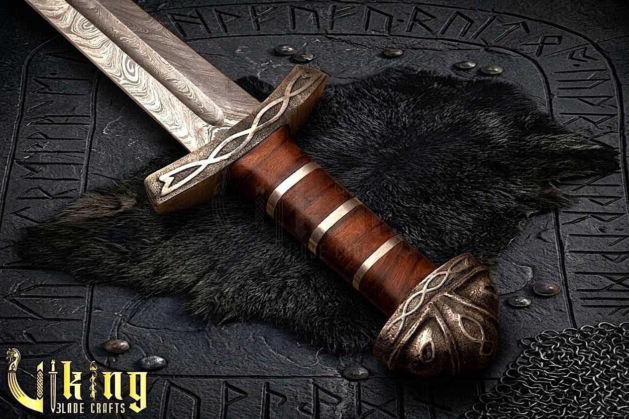 Handmade Damascus Steel Northmen Viking Sword with Scabbard