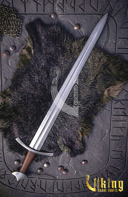 Three-Lobed Petersen Type Viking Sword: Historic Early Medieval Blade
