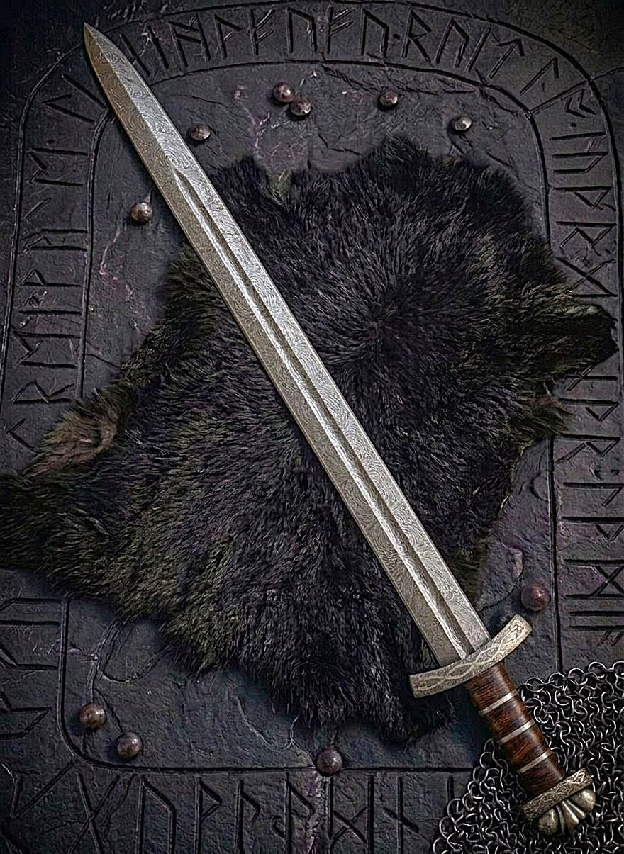 Handmade Damascus Steel Northmen Viking Sword with Scabbard