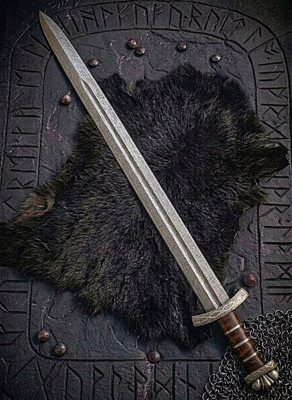 Handmade Damascus Steel Northmen Viking Sword with Scabbard