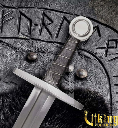Oakeshott Type X Knightly Arming Sword: Norman Single-Handed Replica