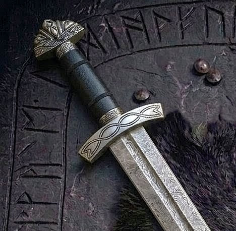 Damascus Steel Northmen Black Edition Viking Sword with Scabbard