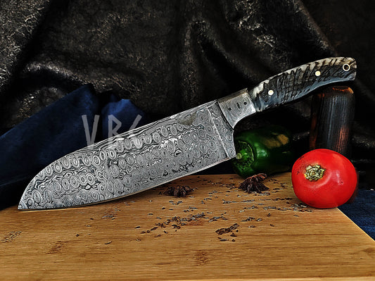 Damascus Steel Chef Knife With Rain Drop Pattern & Ram Horn Handle