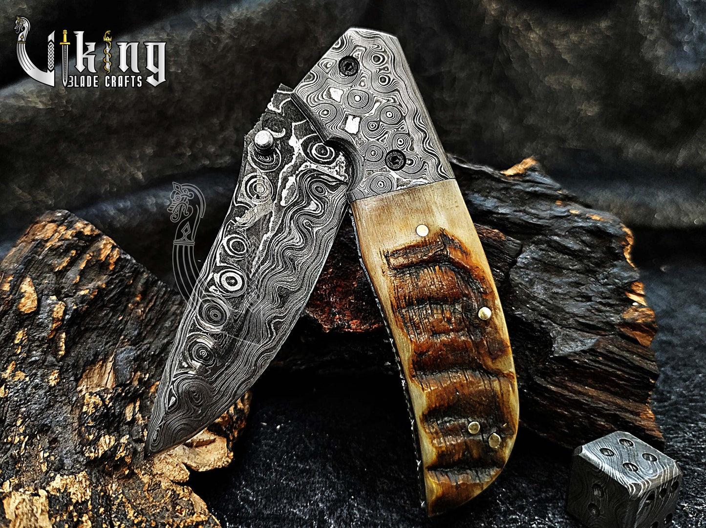 Handmade Damascus Steel Rain Drop Pattern Ram Horn Handle Folding Knife