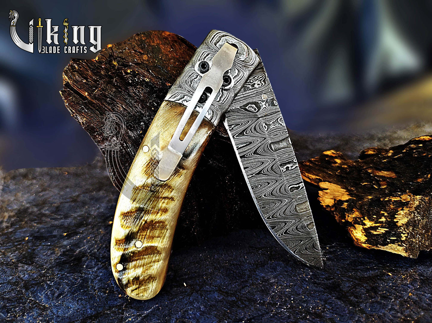 Hand-Forged Damascus Steel Blade with Ram Horn Handle & Easy Lock Folding Knife