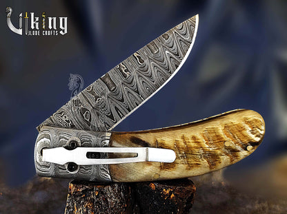 Hand-Forged Damascus Steel Blade with Ram Horn Handle & Easy Lock Folding Knife