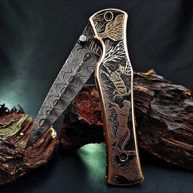 Hand-Carved Wildlife Theme Damascus Pocket Knife – Collector’s Edition - Viking Blade Crafts