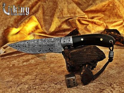 Hand-Forged Damascus Steel Fixed Blade Hunting Knife With Micarta Handle