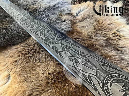 Norse Wolf Sword – Engraved Celtic Knot & Elder Futhark Rune Fantasy Blade