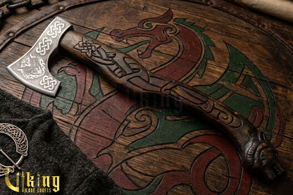 Viking axe with rosewood wolf head handle carving