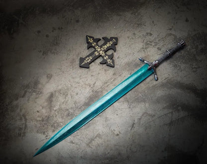 Holy Moonlight Sword Replica – Functional Fantasy Greatsword Collectible