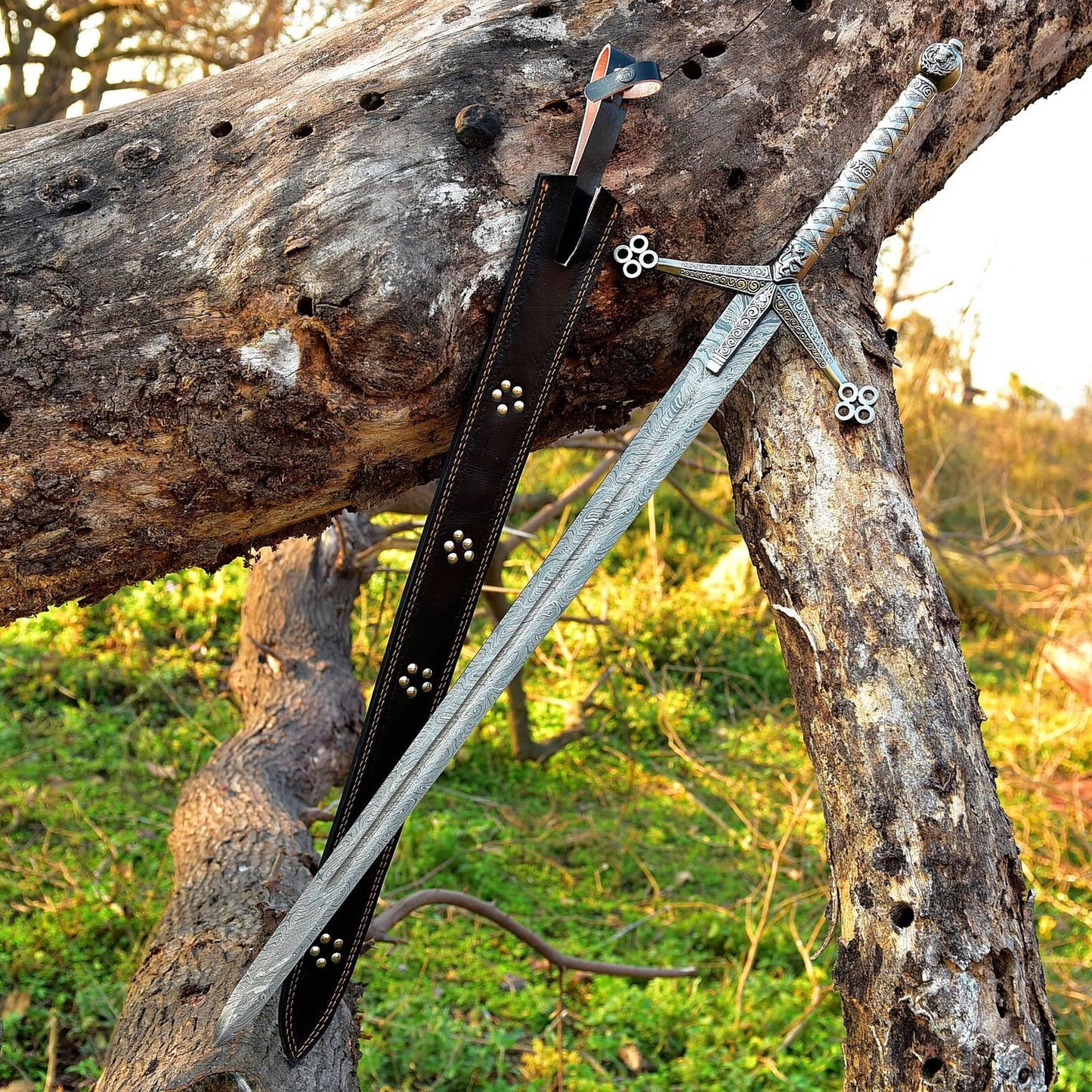 Handmade Damascus Steel Scottish Claymore Sword with Leather Sheath