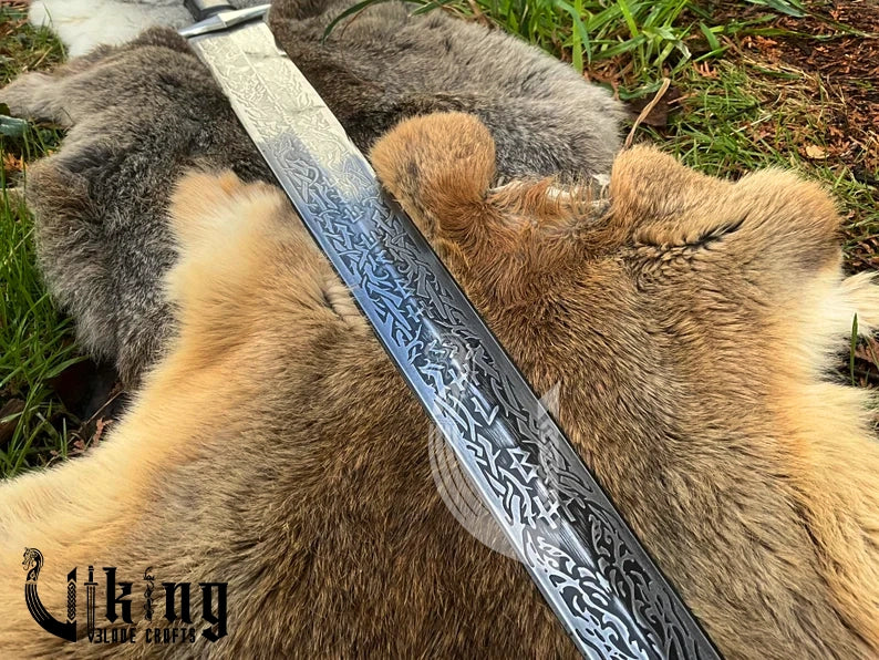 Skeleton Rune Sword – Engraved Fantasy Warrior Blade for Renaissance & Cosplay